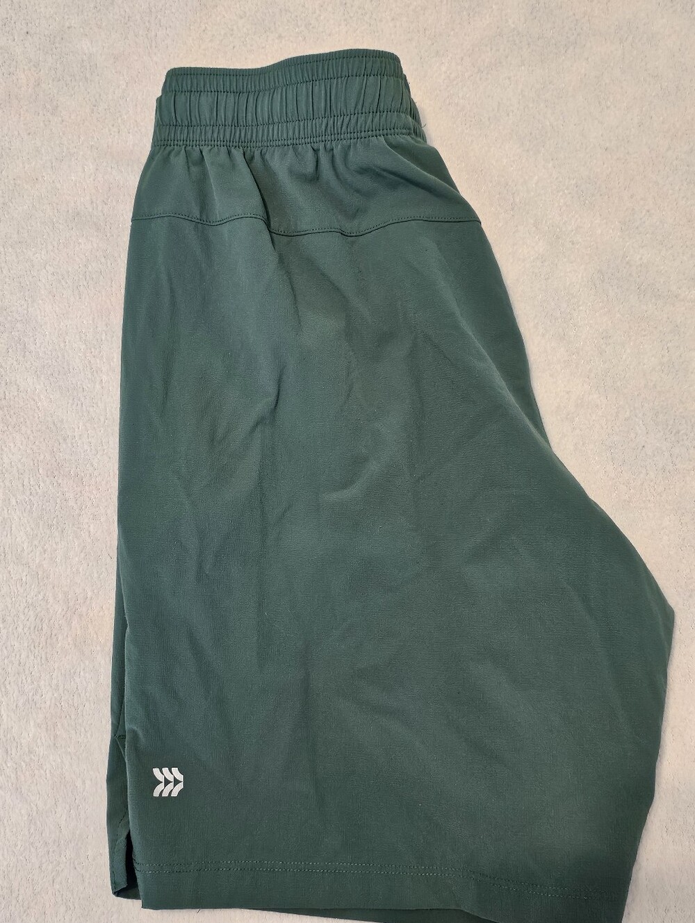 All In Motion Mens Small Green Stretch Woven Athletic Shorts Zip Pockets 7"